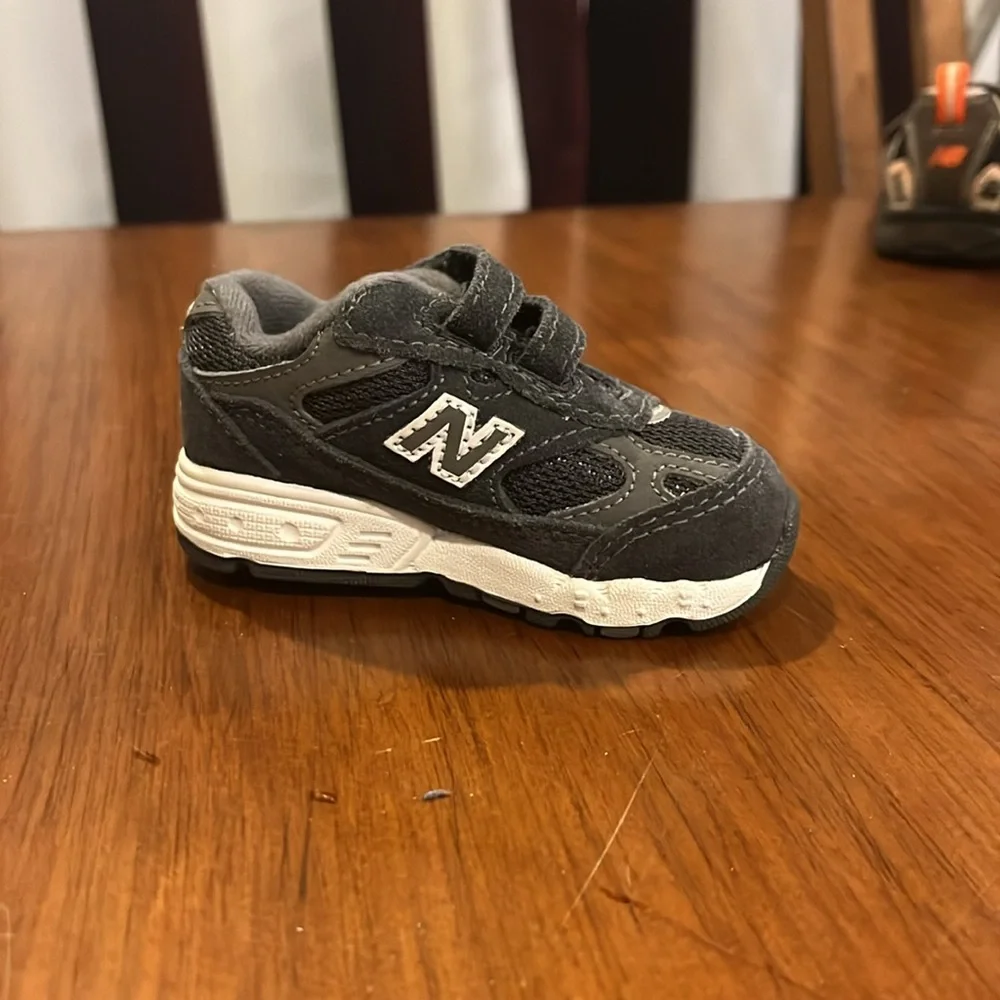 New Balance 993 shoes sneakers KV993GGI grey infant baby toddlers Boys Size 3